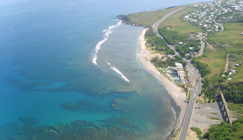 2007 l'île de La Réunion vue du ciel